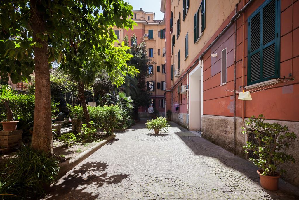 Cozy Vatican Place Apartment *